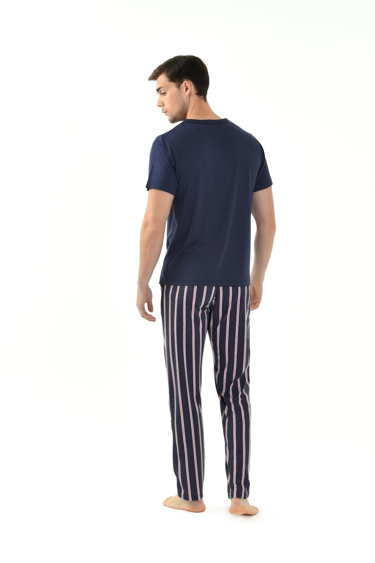 Yeni İnci - ÇİZGİLİ VİSKON ERKEK 3'LÜ PİJAMA TAKIMI (1)