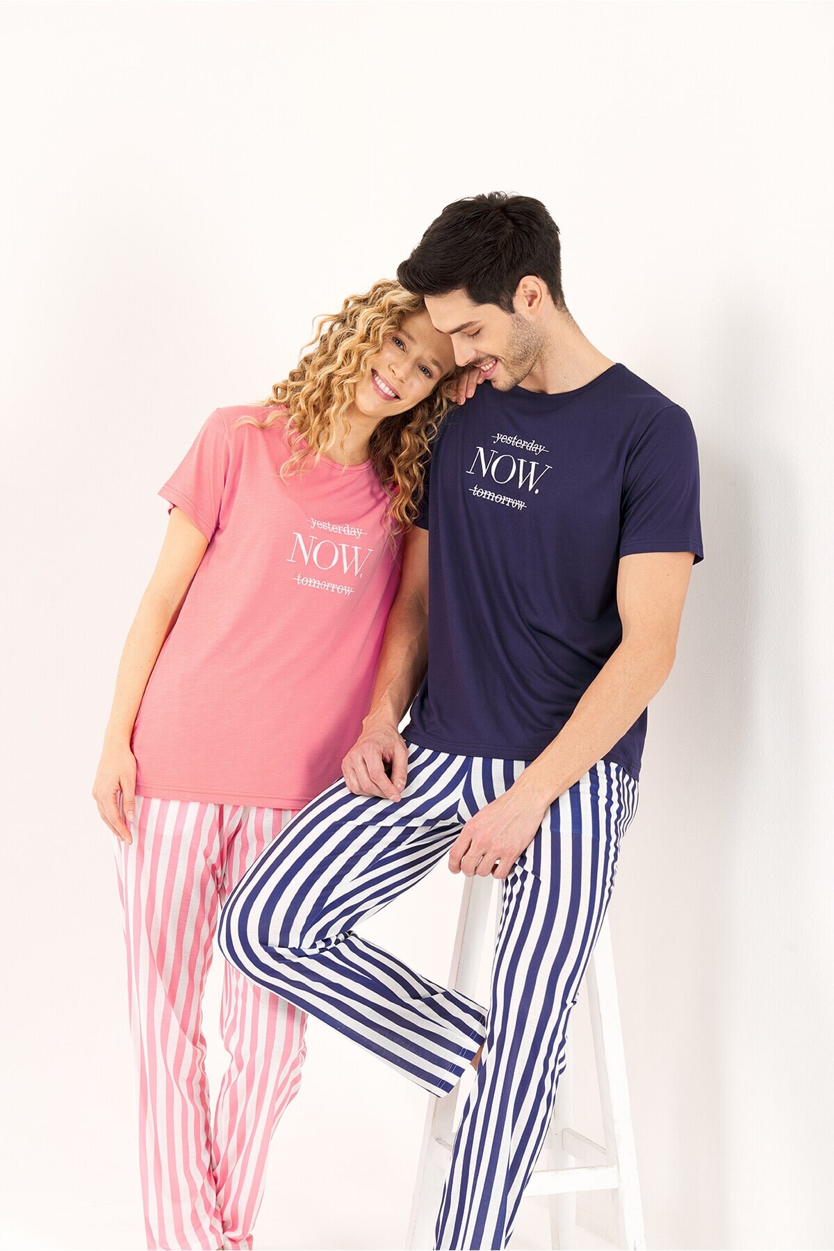 Yeni İnci - ÇİZGİLİ VİSKON LACİVERT ERKEK PİJAMA TAKIMI (1)