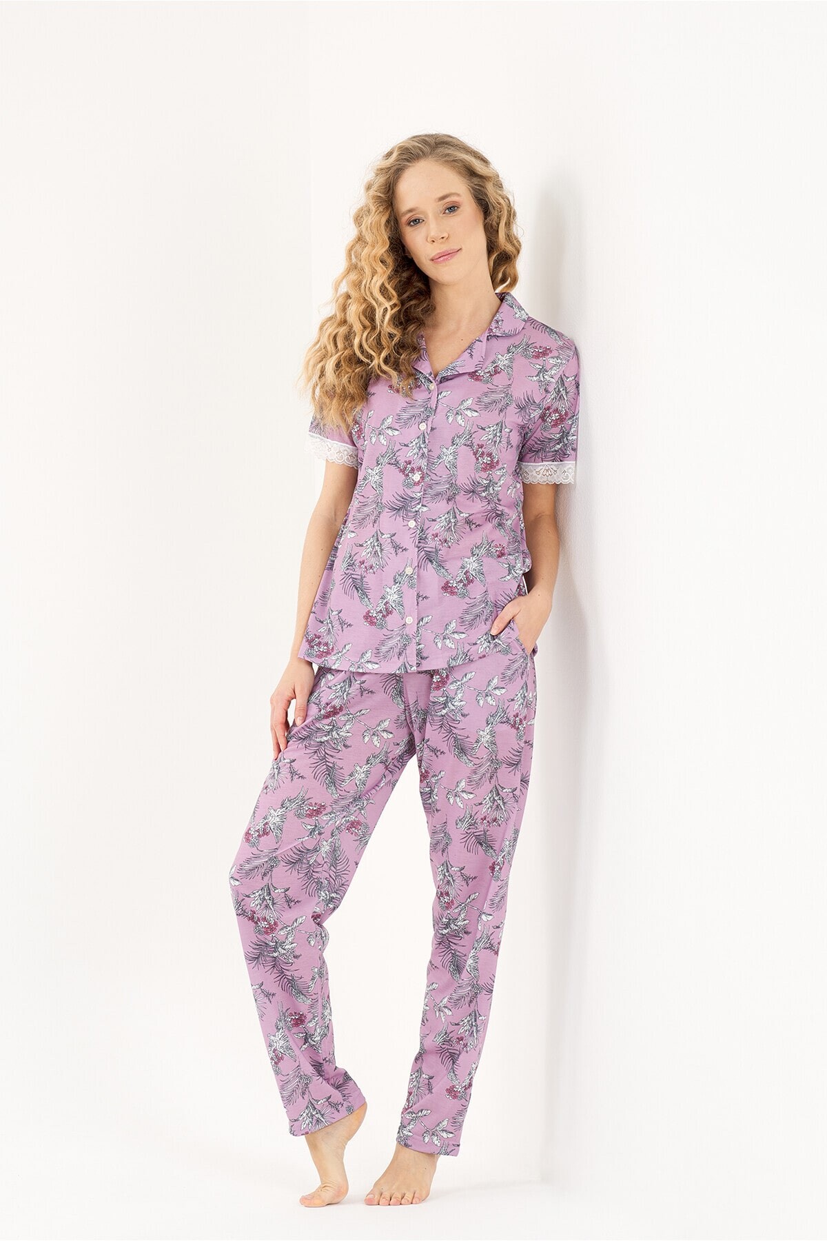 Yeni İnci - DESENLİ GÖMLEK YAKA PAMUKLU KADIN PİJAMA TAKIMI