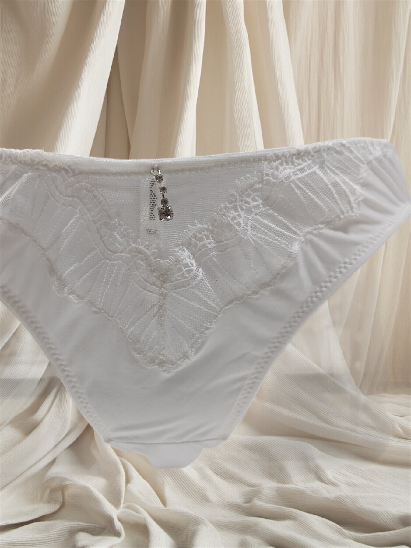 Yeni İnci - KÜLOT EKR9