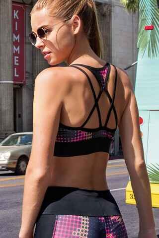 Yeni İnci - Siyah Sporcu Atleti